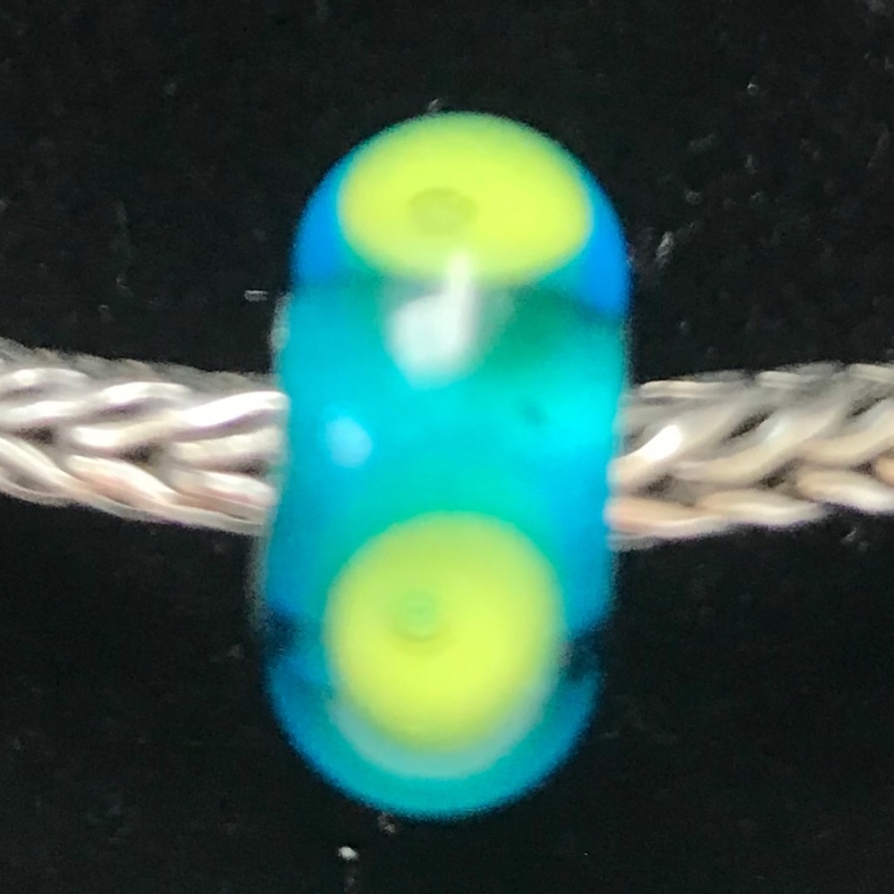 Trollbead Glass Caribbean Blue